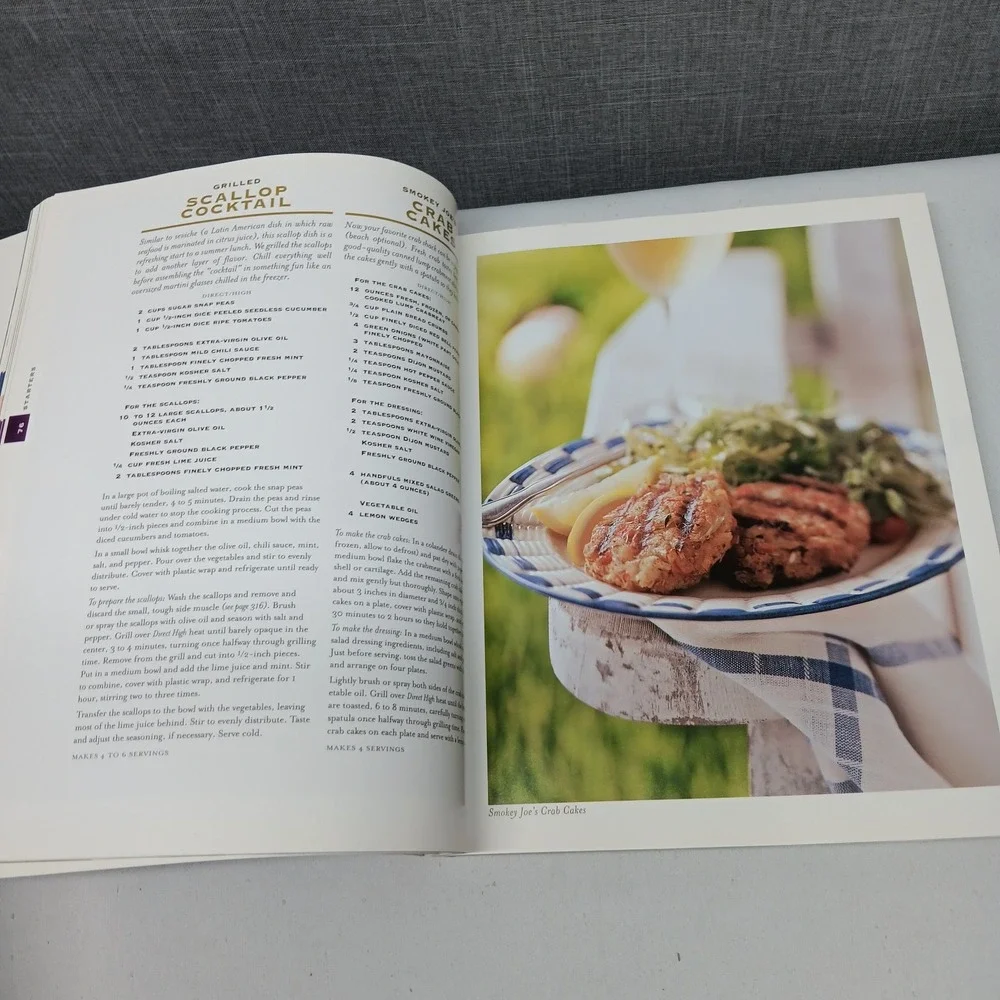 Weber‎ Big Book of Grilling Cookbook 350+ BBQ Recipes Burgers Steak Fish Chicken